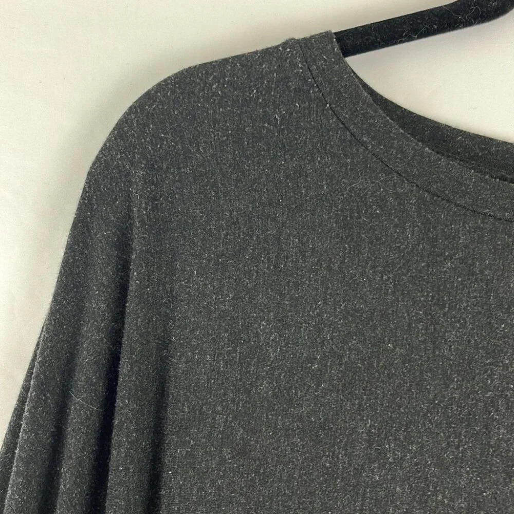 Aritzia Wilfred La Rivière Black Rayon Split Open-Back Long Sleeve Sweater - Picture 6 of 10